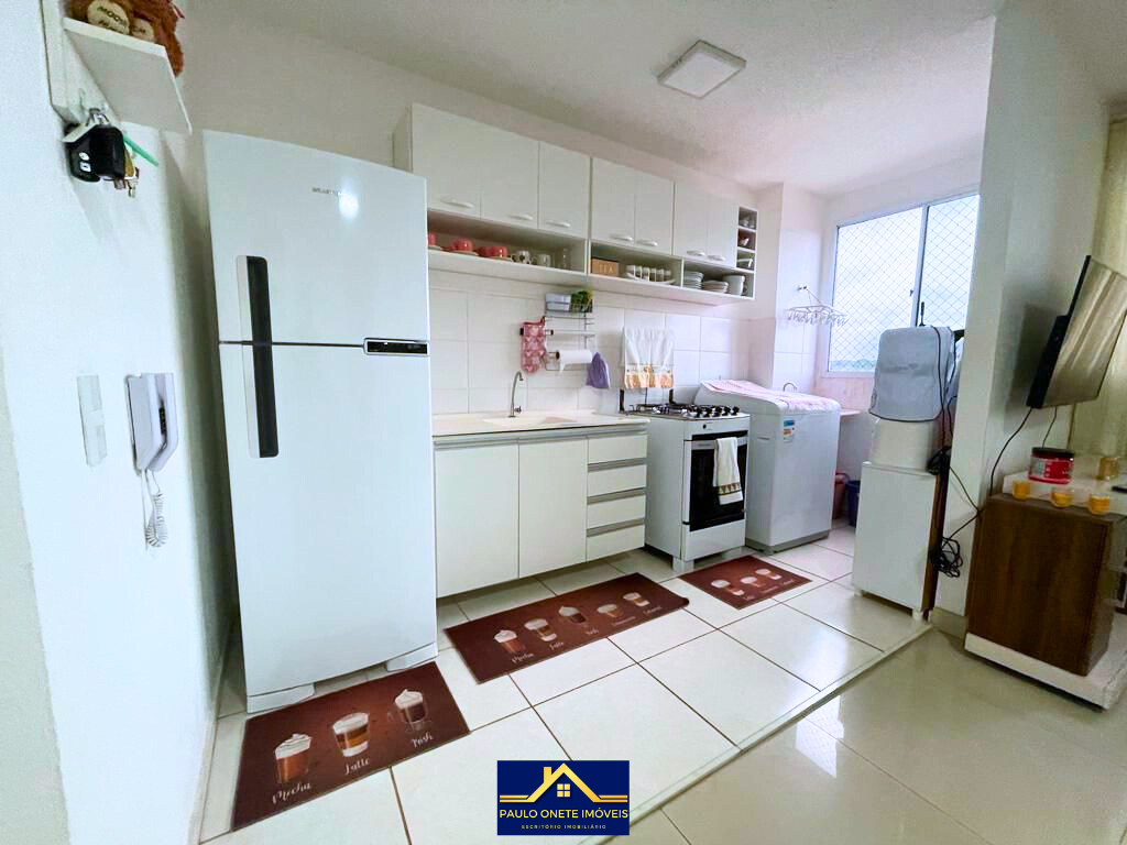 VENDE-SE APARTAMENTO SEMIMOBILIADO – CONQUISTA FLORES