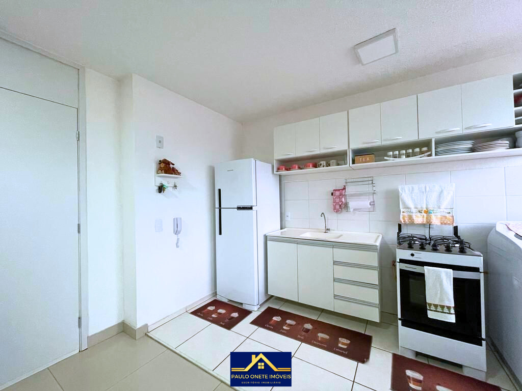 VENDE-SE APARTAMENTO SEMIMOBILIADO – CONQUISTA FLORES