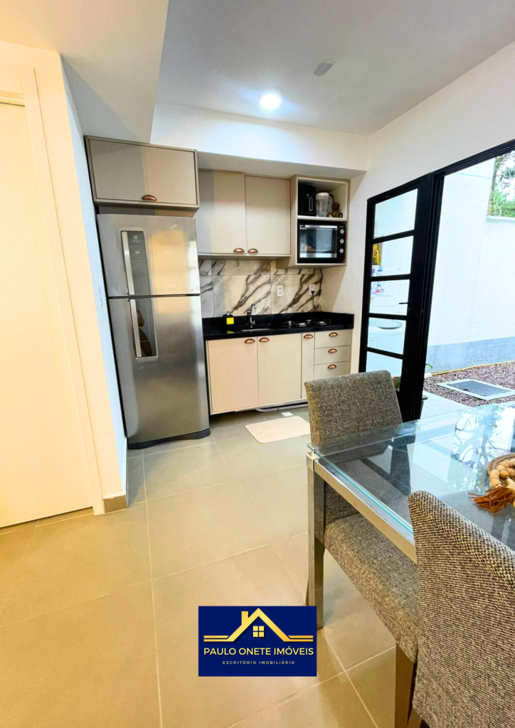 ALUGA-SE CASA DUPLEX – CONDOMÍNIO VILLA MARIETA | PONTA NEGRA