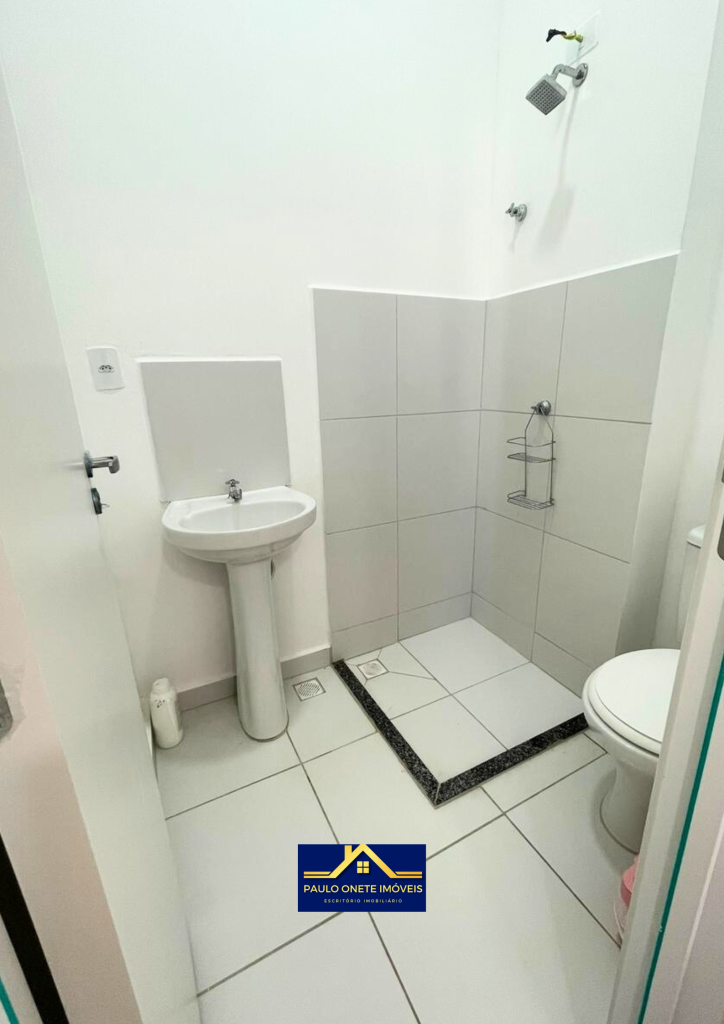 ALUGA-SE CASA DUPLEX – CONDOMÍNIO VILLA MARIETA | PONTA NEGRA