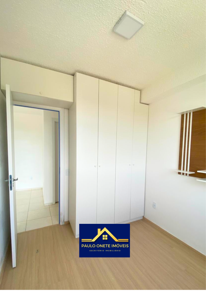 ALUGA-SE APARTAMENTO – 2 QUARTOS (1 SUÍTE) NO CONDOMÍNIO PARK GOLF