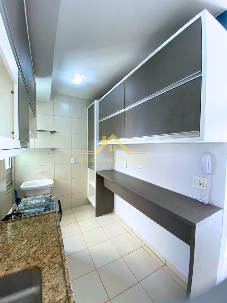 ALUGA-SE APARTAMENTO SEMIMOBILIADO– CONDOMÍNIO ARBORETTO