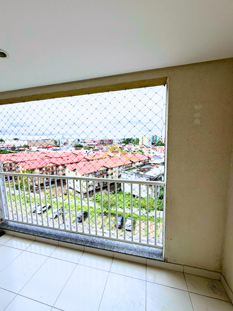 CONDOMÍNIO LIFE PARQUE 10 – SEMIMOBILIADO