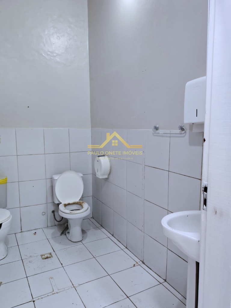 PONTO COMERCIAL NA AV. EDUARDO RIBEIRO –  CENTRO