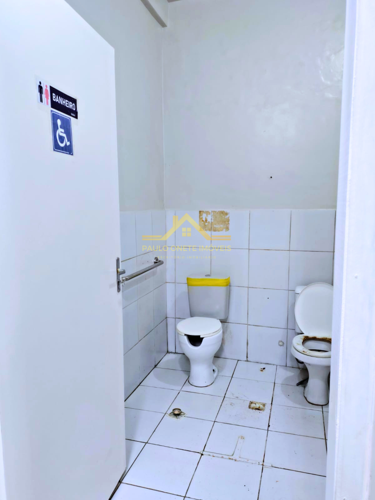 PONTO COMERCIAL NA AV. EDUARDO RIBEIRO –  CENTRO