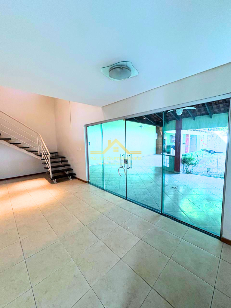 COLINA DO SOL – NOVO ALEIXO – CASA DUPLEX SEMIMOBILIADA