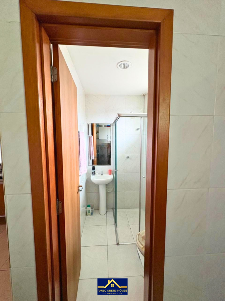 COLINA DO SOL – NOVO ALEIXO – CASA DUPLEX SEMIMOBILIADA