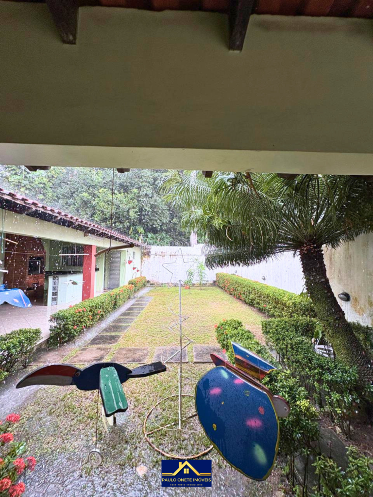 COLINA DO SOL – NOVO ALEIXO – CASA DUPLEX SEMIMOBILIADA