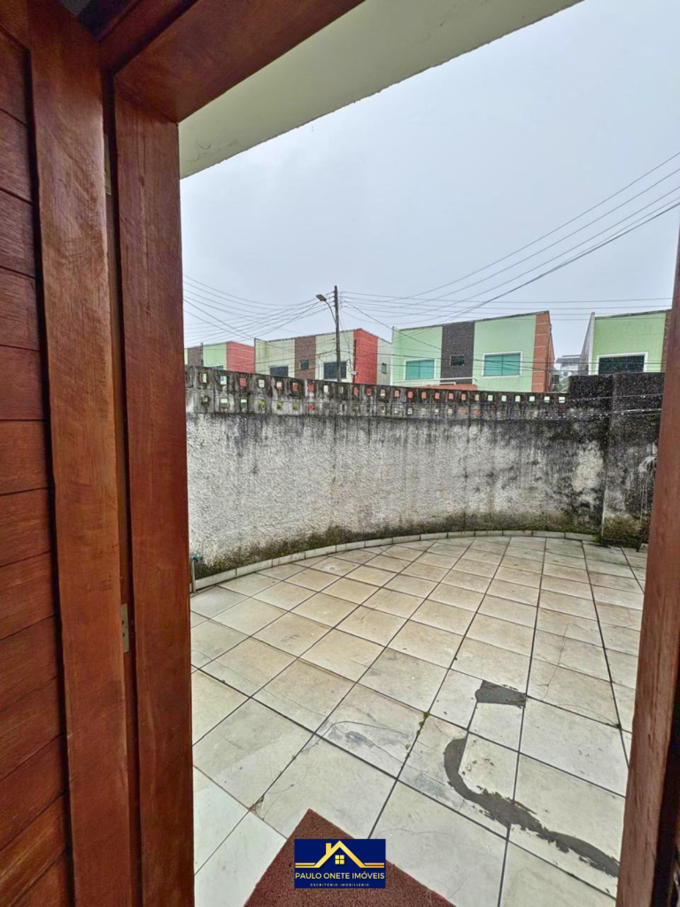 COLINA DO SOL – NOVO ALEIXO – CASA DUPLEX SEMIMOBILIADA