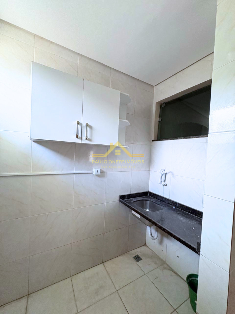 COLINA DO SOL – NOVO ALEIXO – CASA DUPLEX SEMIMOBILIADA