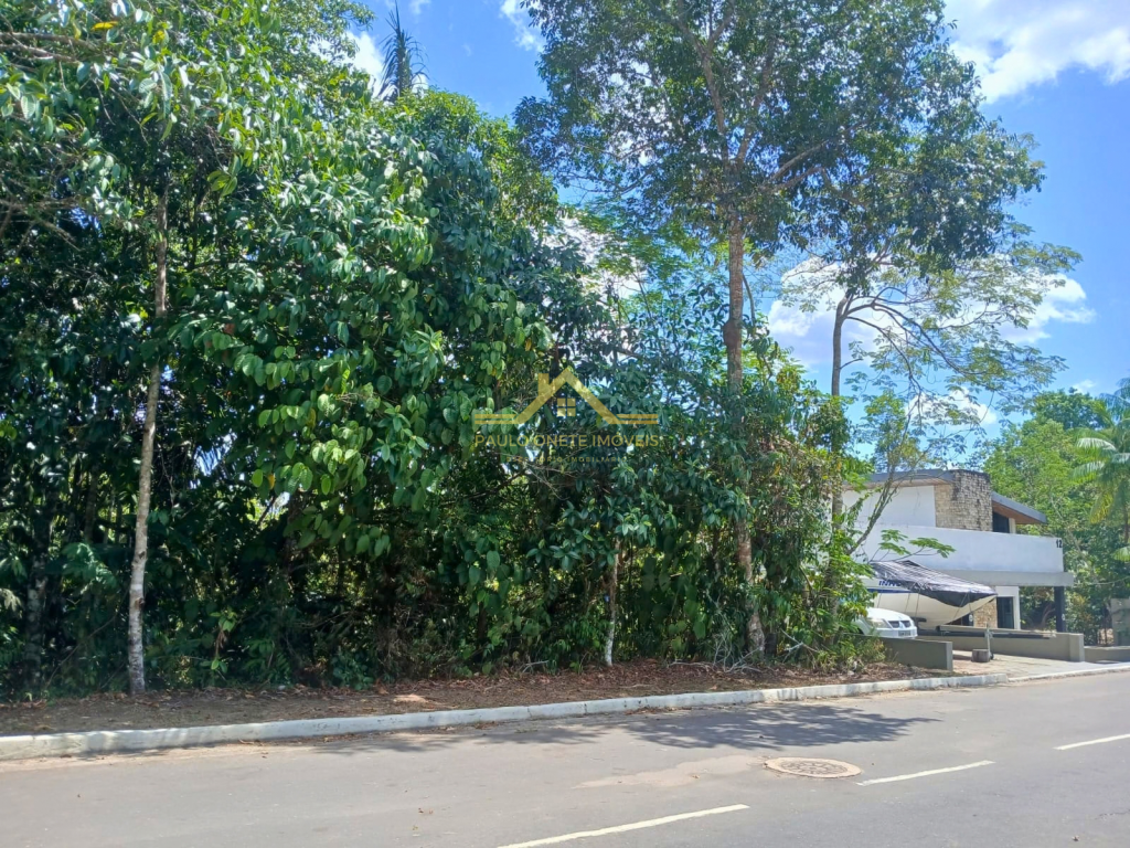 LOTE NO CONDOMÍNIO PORTO TARUMÃ – PONTA NEGRA  | SEU TERRENO ÀS MARGENS DO RIO